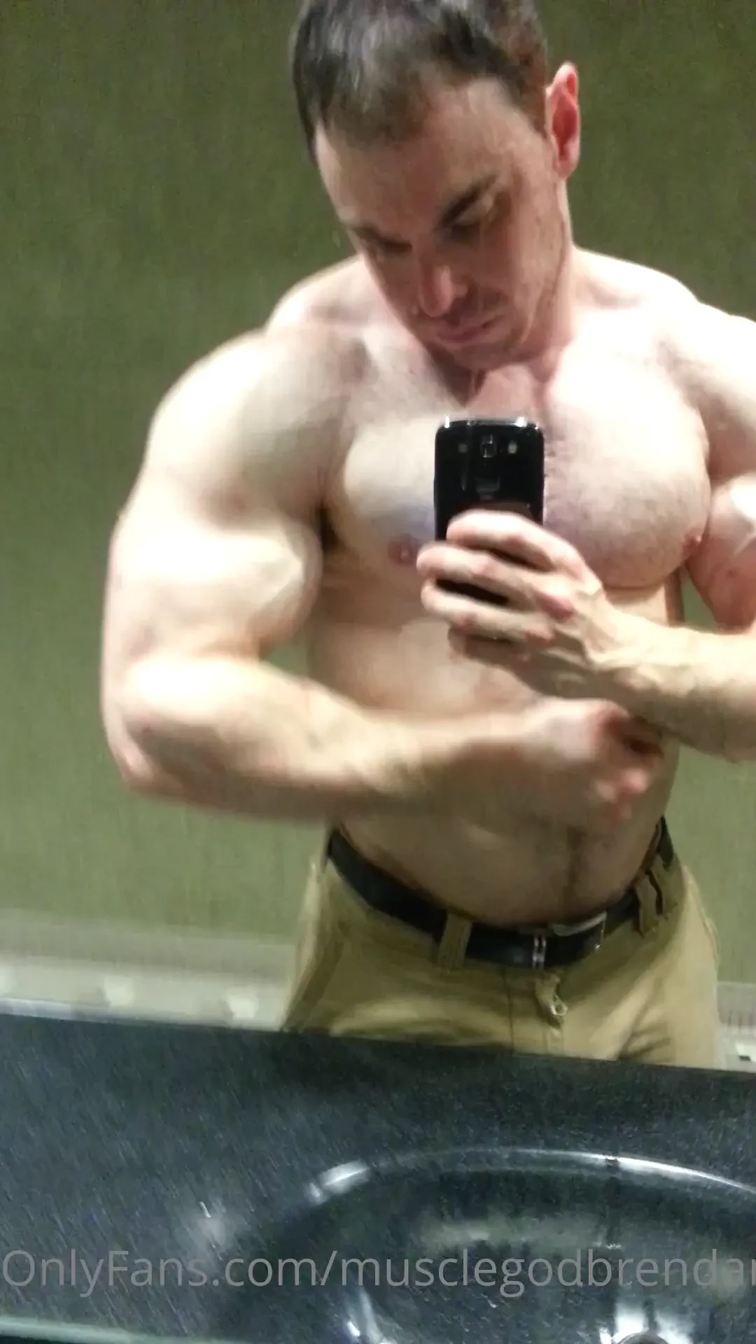 Pick ur favorite gym flex 