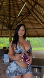 Feeling extra playful today tip this post 5 for me and ill send you an