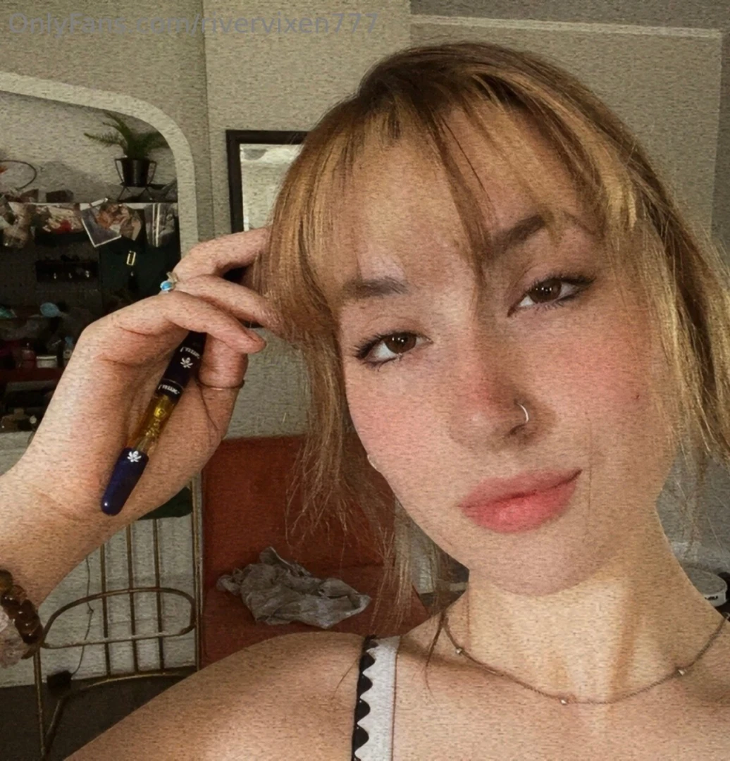 Caught myself lookin cute and figured i d share comment below what 