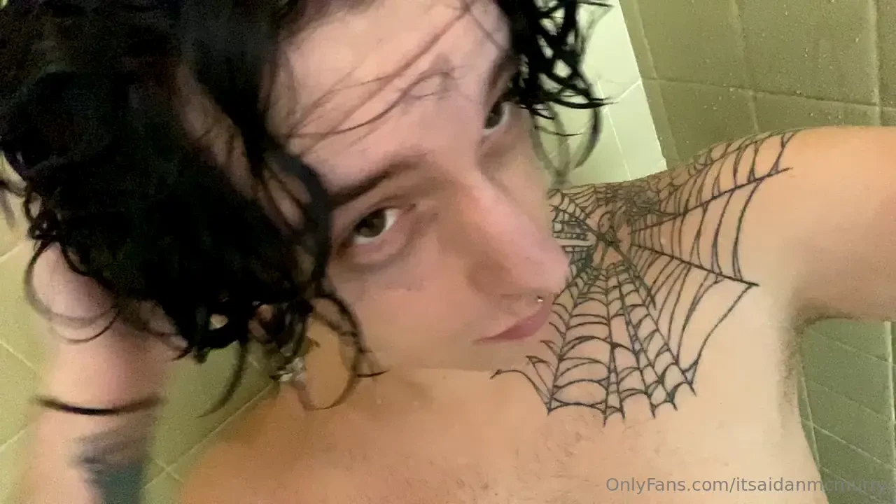 Hi it s been a while if you want more than just some teases feel free 