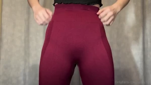 Asmr leggings scratching fast scratching this is the deleted video