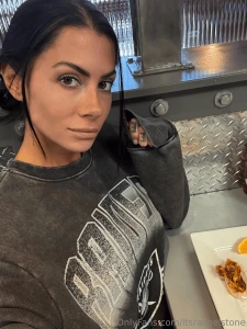 Wearing simplicity today