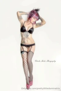 Big hips thick thighs amp a little booty something about a set of