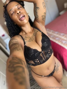 Dropping an exclusive juicy squirt clip tomorrow full video will be in part 1