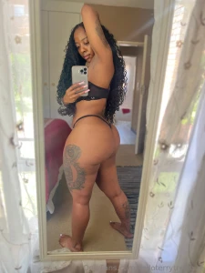 Dropping an exclusive juicy squirt clip tomorrow full video will be in