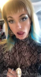 I fucking love dancing and i love when people watch me