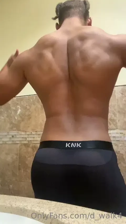 Rocking my homies kelplayer137 brand knk 