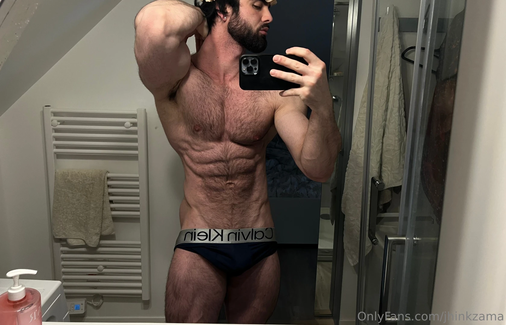 Body look shred asf and not so skinny i like 