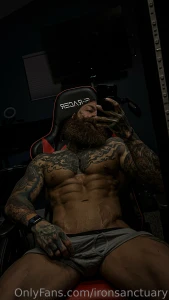 Lifting isn t a hobby it s a way of life