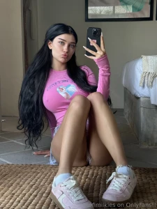 Look you can see between the legs xd part 1