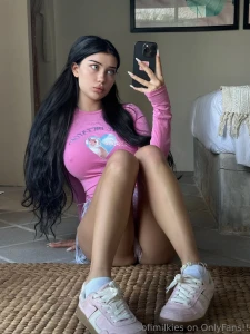 Look you can see between the legs xd