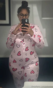 Anyone wanna join my slumber party