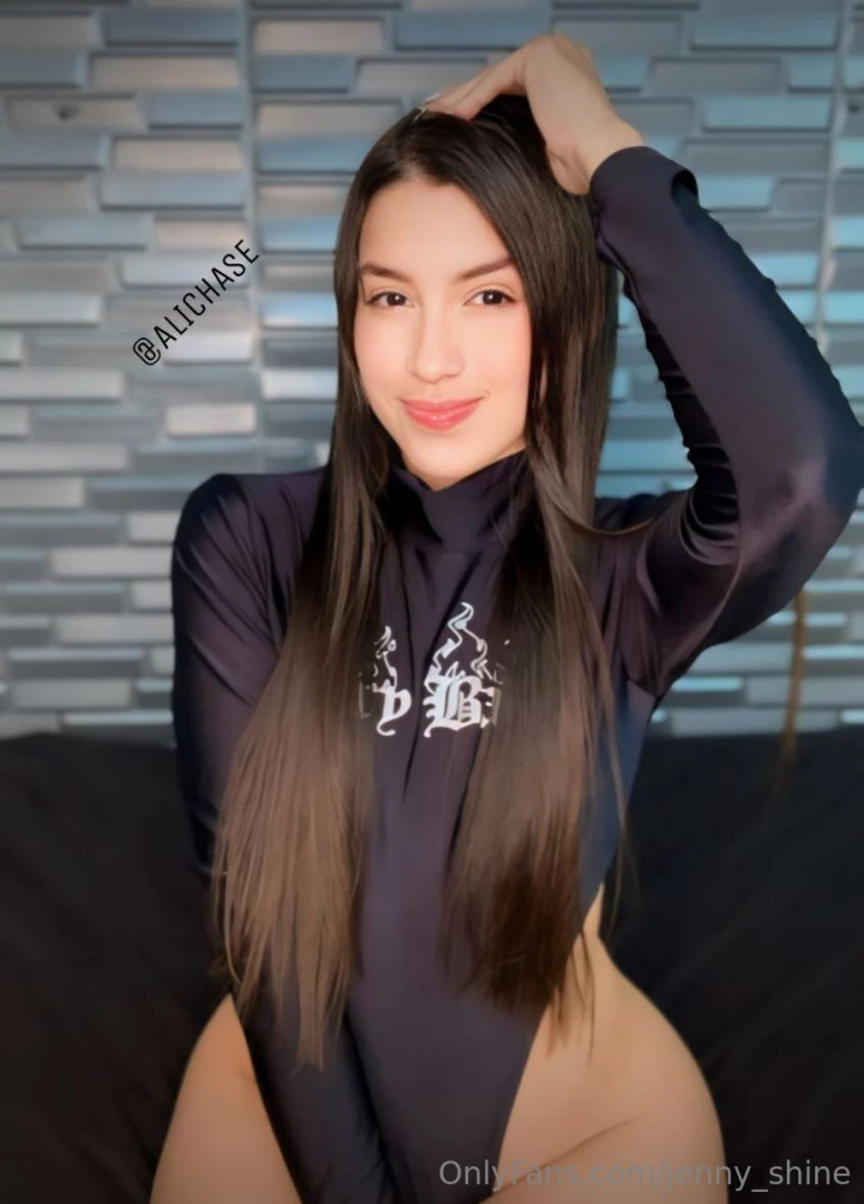 Alichase exotic sexy curvy babe dm to chat curvy roads lead to part 10 