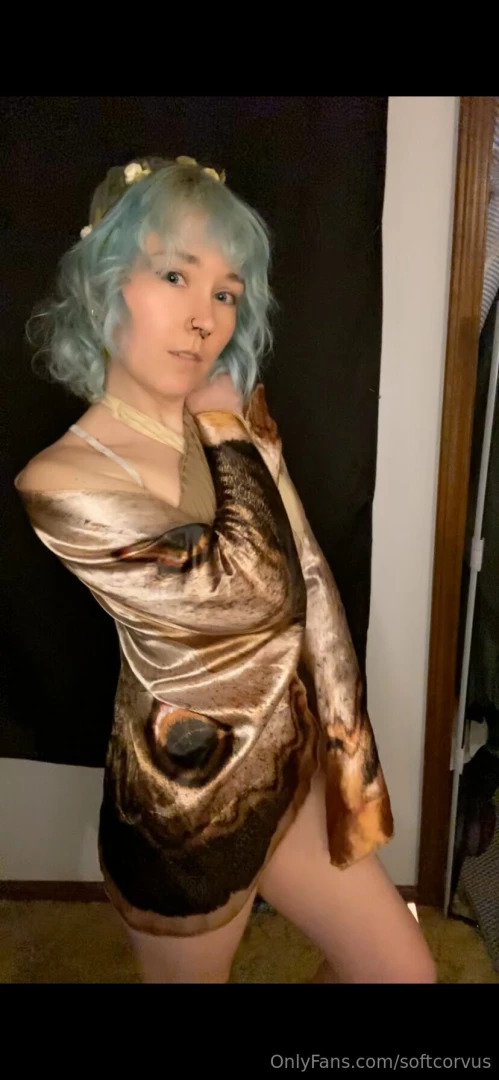 I really hope it gets warmer out soon i miss flowers and leaves and part 1 