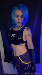 I ll have to mess with the wig and makeup a bit but i m fairly happy part 2