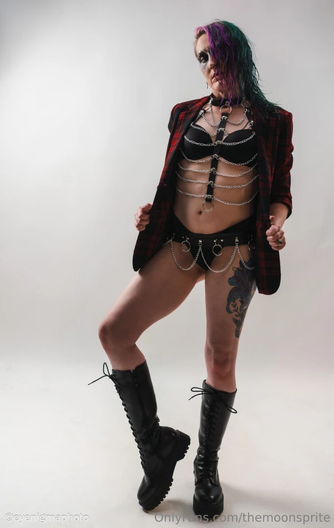 Sometimes all you need is a blazer and a good pair of boots p part 1 