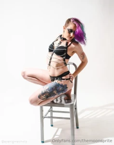 Leather and chain two easy ways to make me happy p eyenigmaphoto