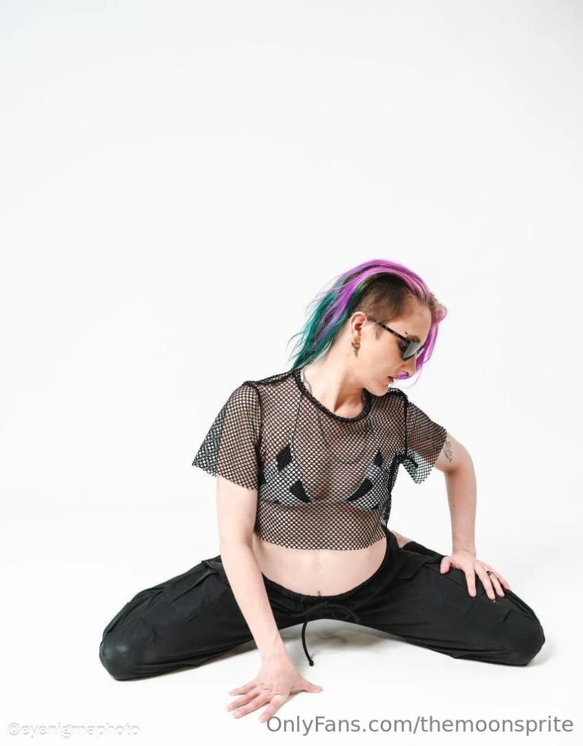 Bruised knees and busted dreams p eyenigmaphoto part 1 