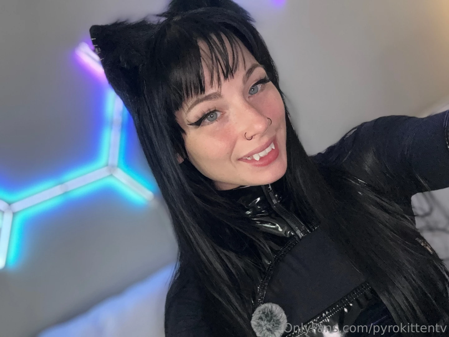 Now you have to smile back 