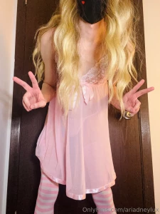 Pretty pink princess with a pretty pink part 1