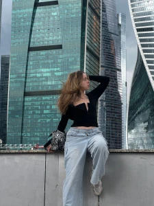 Those skyscrapers behind me yup that s moscow city when they told me