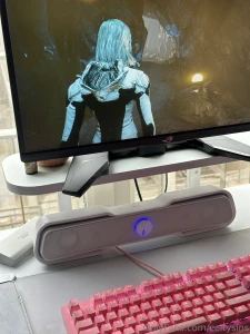 Today s a lazy day so i m spendin it behind the screen gaming chillin part 1