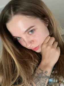 Freedom is when u live without fear and follow ur desires happy