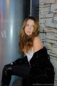 That deadass serious face just my way of letting u chill b4 i hit u