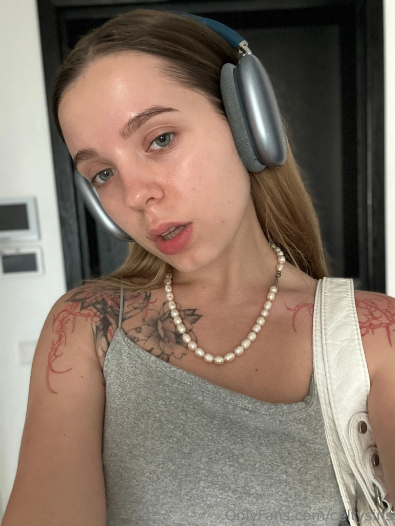 Must-have walk accessory obvi ur hype playlist turns even basic days 