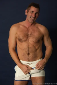 Someone s peaking out jsteelestudios