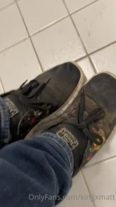 If only you could smell how ripe my feet are without socks in these