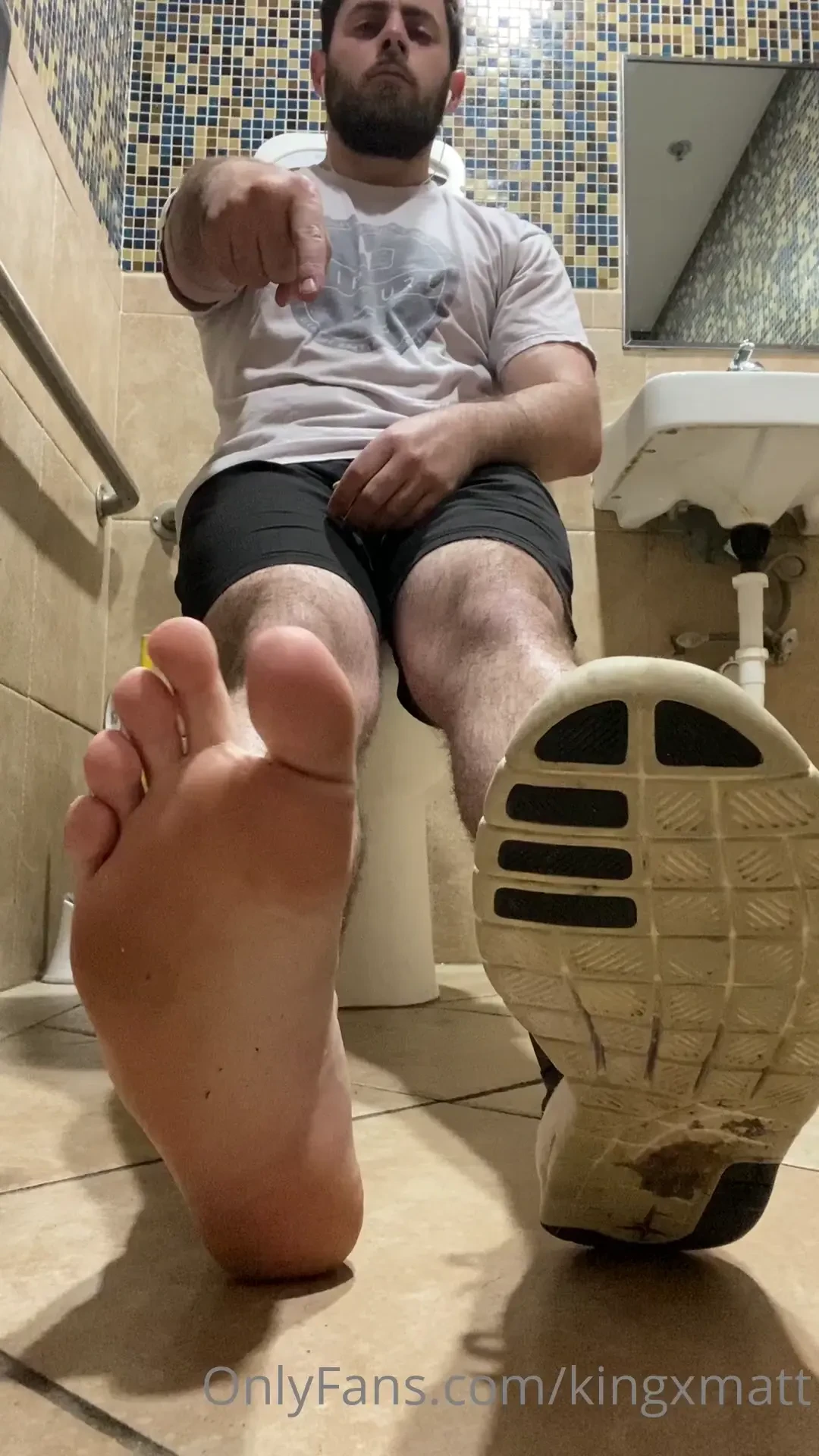 Stuff my bank account with your money while i get nice and sweaty in 