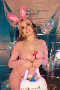 Way more active on playwbunnyyxo babes make sure to go subscribe lots