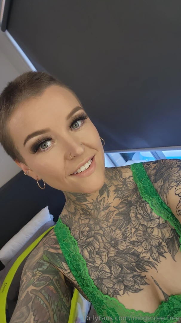 Caught the glow right after i squirted see more of my uncensored and 