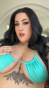 It s new year s eve how are you spending it