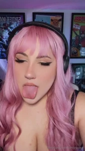 Are you a fan of aheago content