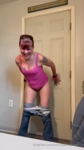 Cable guy came he s ready to fuck after i did this in front of him