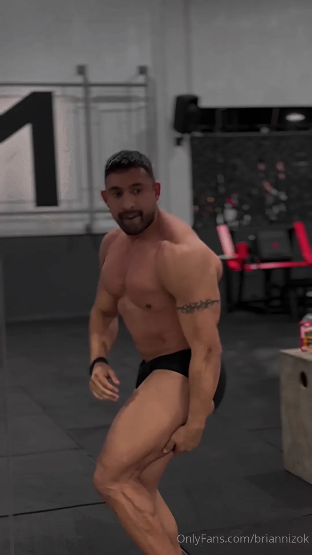 Y jugamos un poquitito brianniz_vipfree 