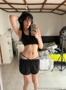 Would you kiss my trans girl tummy