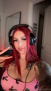 Who wants to listen to me dj