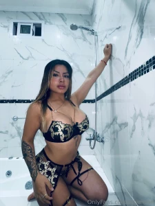 I just finished bathing i m a little h0t and excit3d do you want to