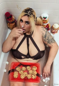 Hot cocoa bath part 2