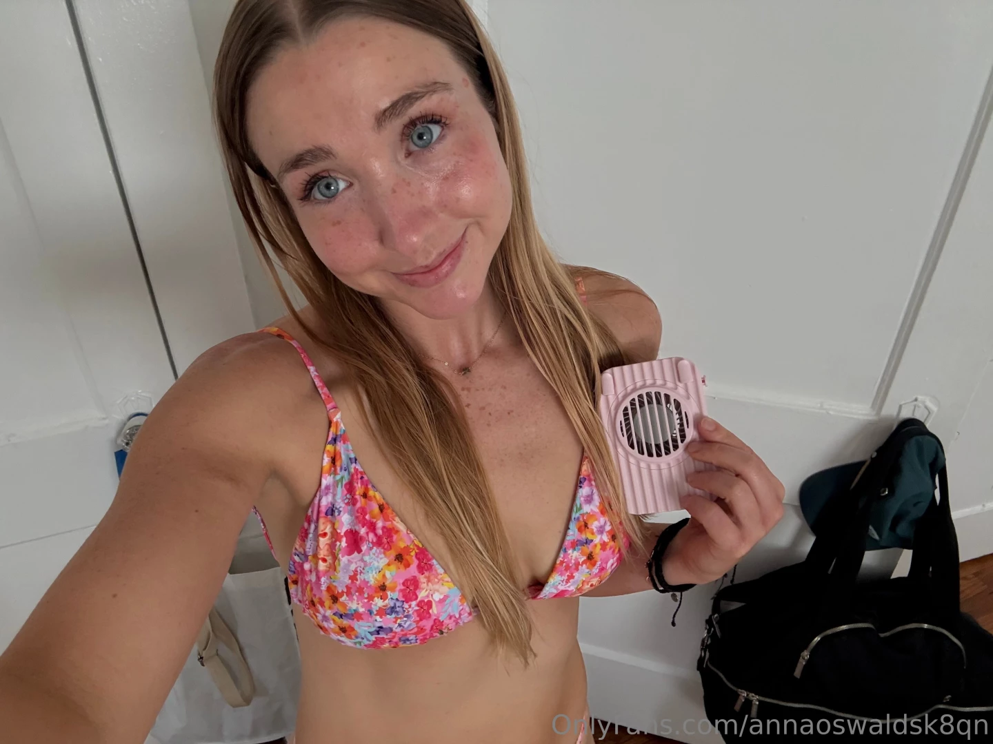 It matches my new bikini 