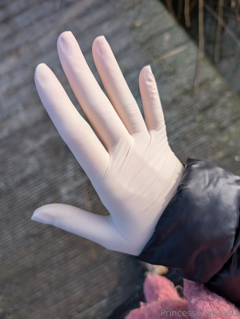 I ve been enjoying casual gloves this weekend yesterday i did some part 1 