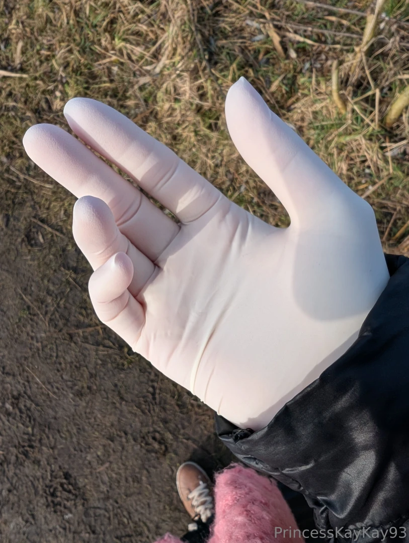 I ve been enjoying casual gloves this weekend yesterday i did some part 4 