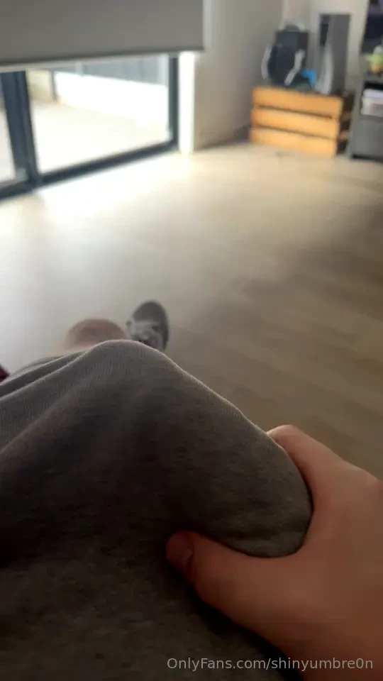 It s hard to wear grey 