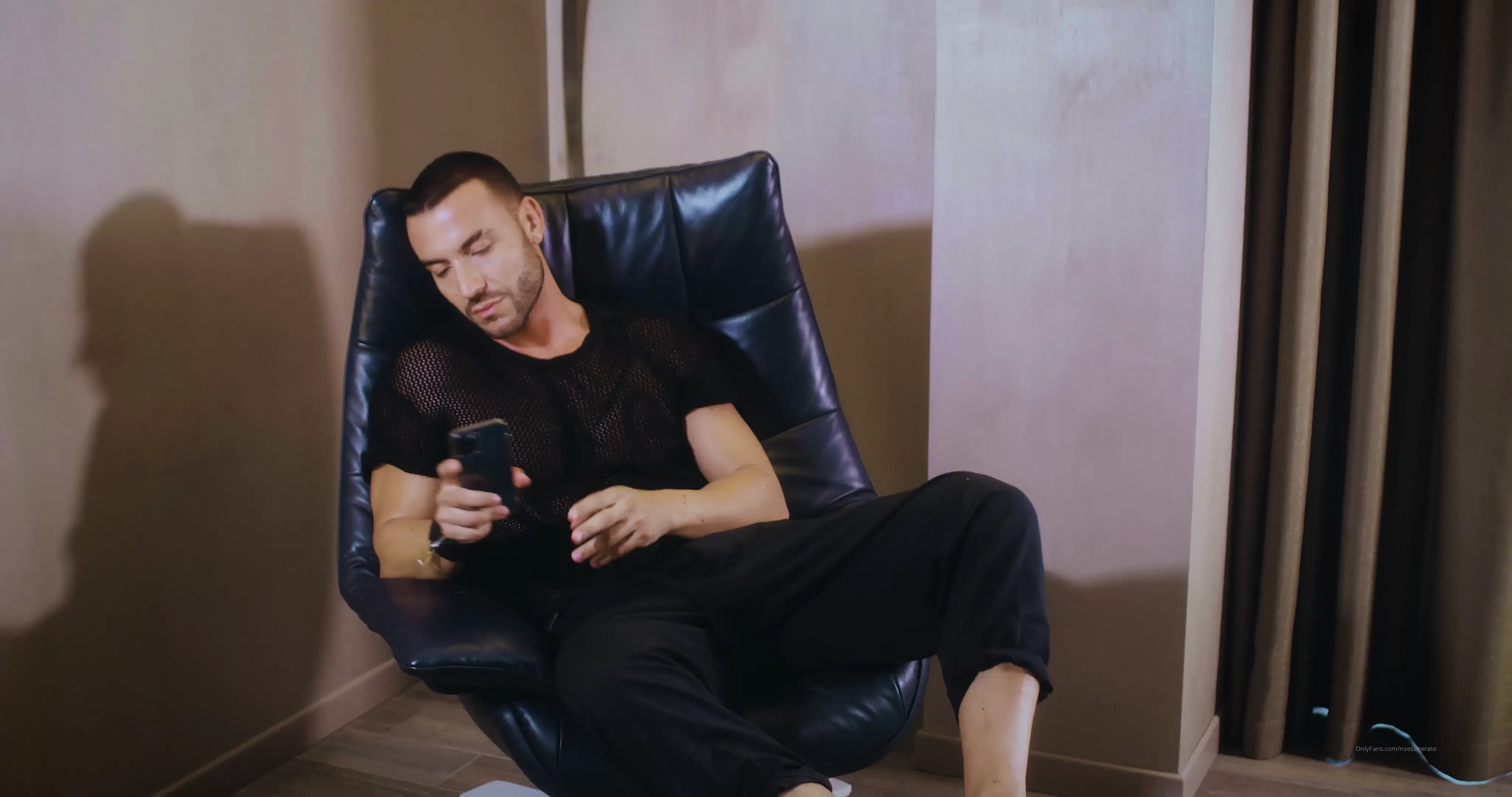 Ciao ragazzi ecco la prima parte del nuovo corto con collabnaked 