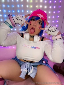 Would you cum on this kitsune 3 kiriko le sserafim cosplay