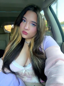 Do non-nude normie selfies count as onlyfans porn too part 3