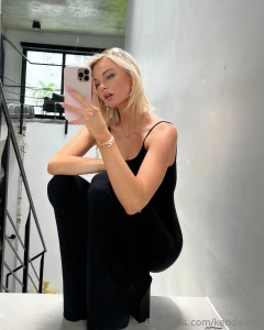 Sweet like honey but you know i ve got a little sting hehe